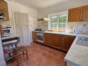 Photo 12- click for photo gallery